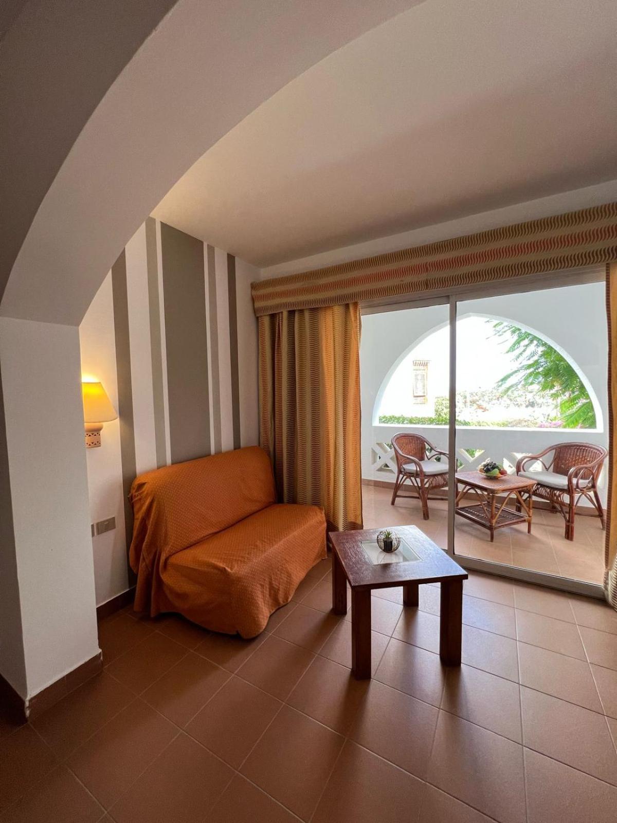 Готель Domina Coral Bay Oasis Шарм-еш-Шейх Екстер'єр фото